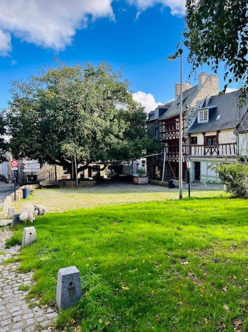 Le Cottage Breton, Hypercentre Historique Stb Saint-Brieuc Exterior photo